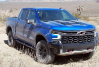 2024 Chevy Silverado ZR2 增加了 Duramax 涡轮增压柴油选项