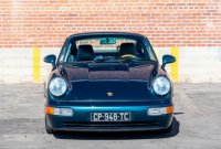 一次性出厂时拥有的 1990 保时捷 911 Carrera 4 即将拍卖