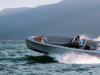 保时捷推出一款价值 59 万美元的时尚快艇 配备 Macan 电动动力